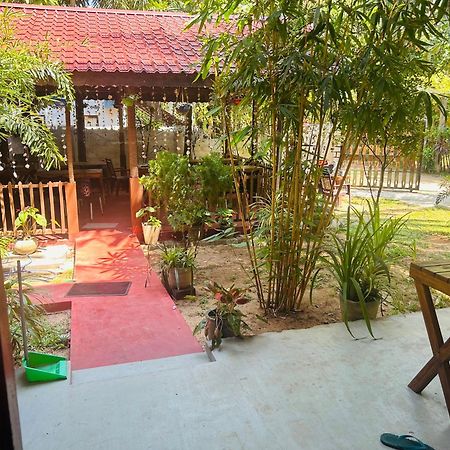 Pearl Bungalow Тринкомали Экстерьер фото