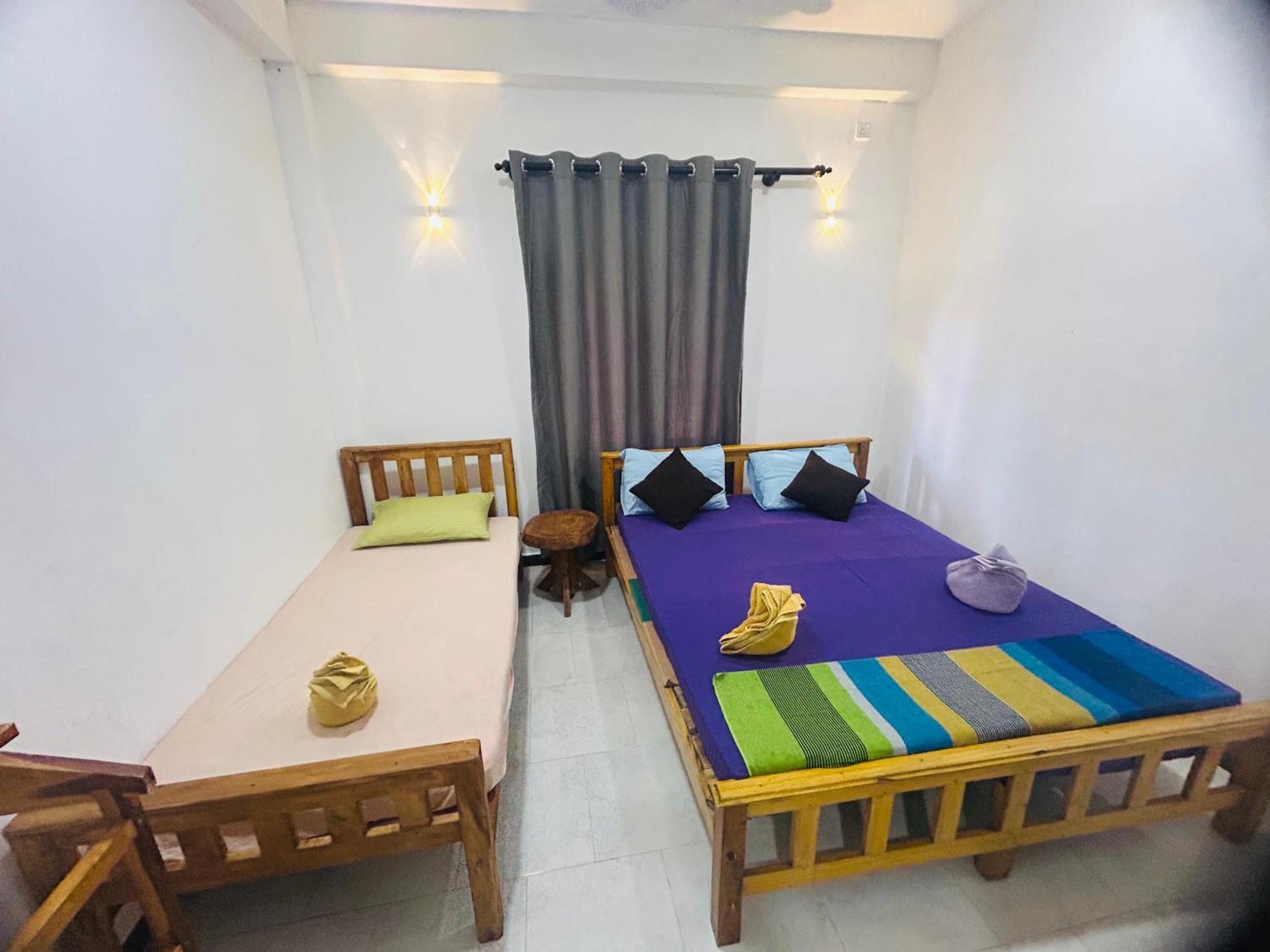 Pearl Bungalow Тринкомали Экстерьер фото
